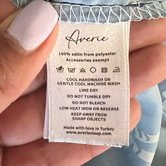 Averie Lion print pajama long sleeve button up top (Top only) size M color Blue - Picture 12 of 12